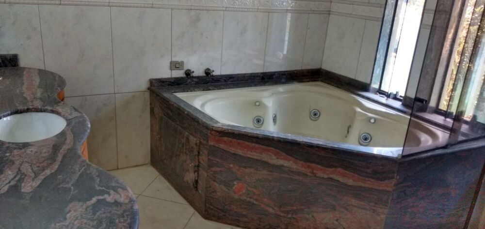 Casa, 4 quartos, 166 m² - Foto 1