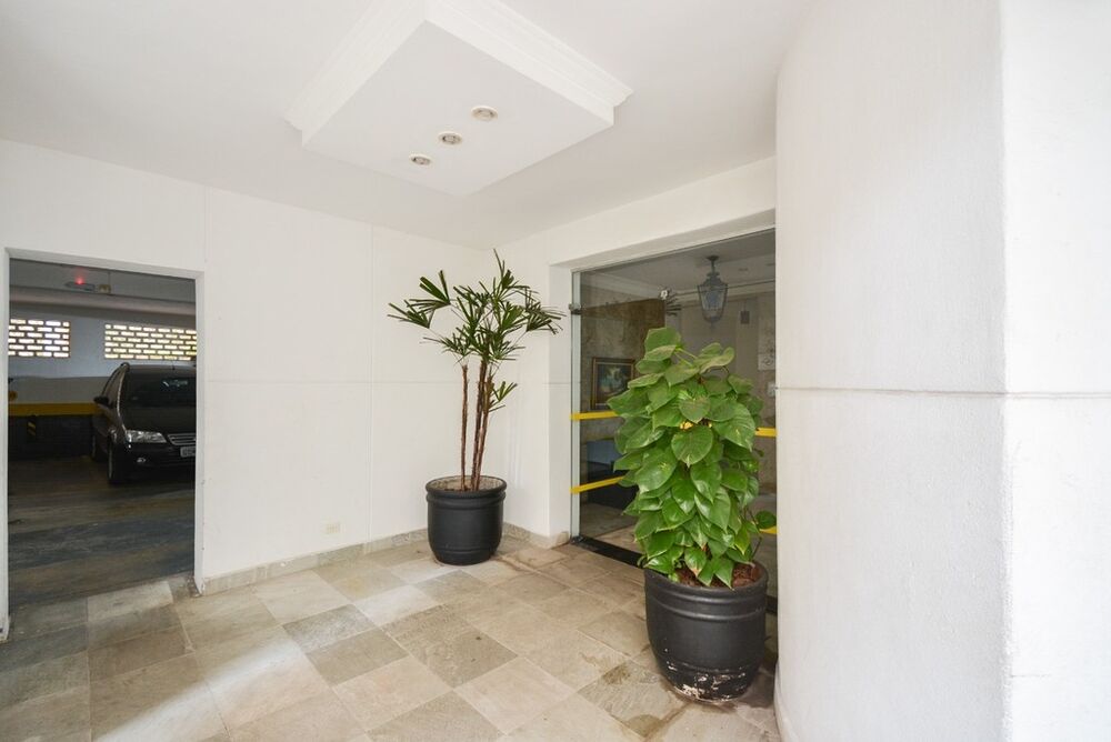 Apartamento, 3 quartos, 218 m² - Foto 2