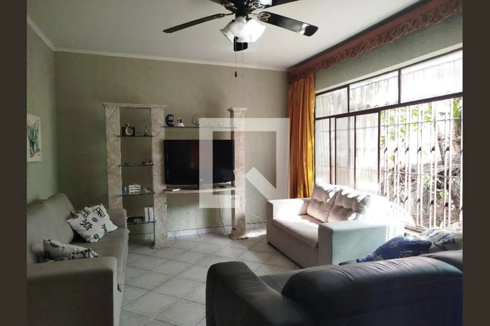Casa, 4 quartos, 151 m² - Foto 1