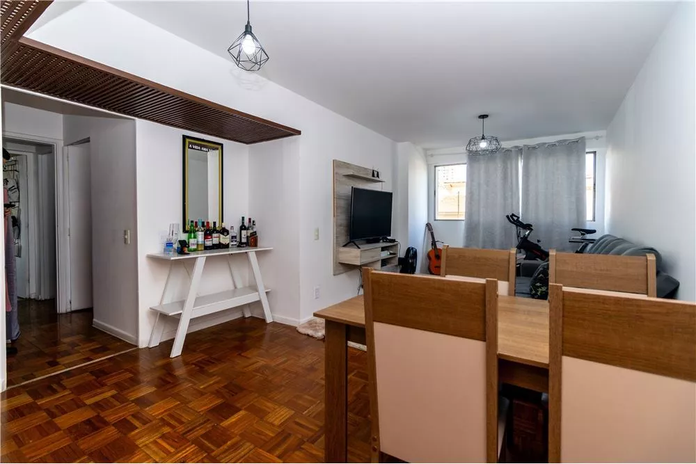 Apartamento à venda com 2 quartos, 69m² - Foto 1