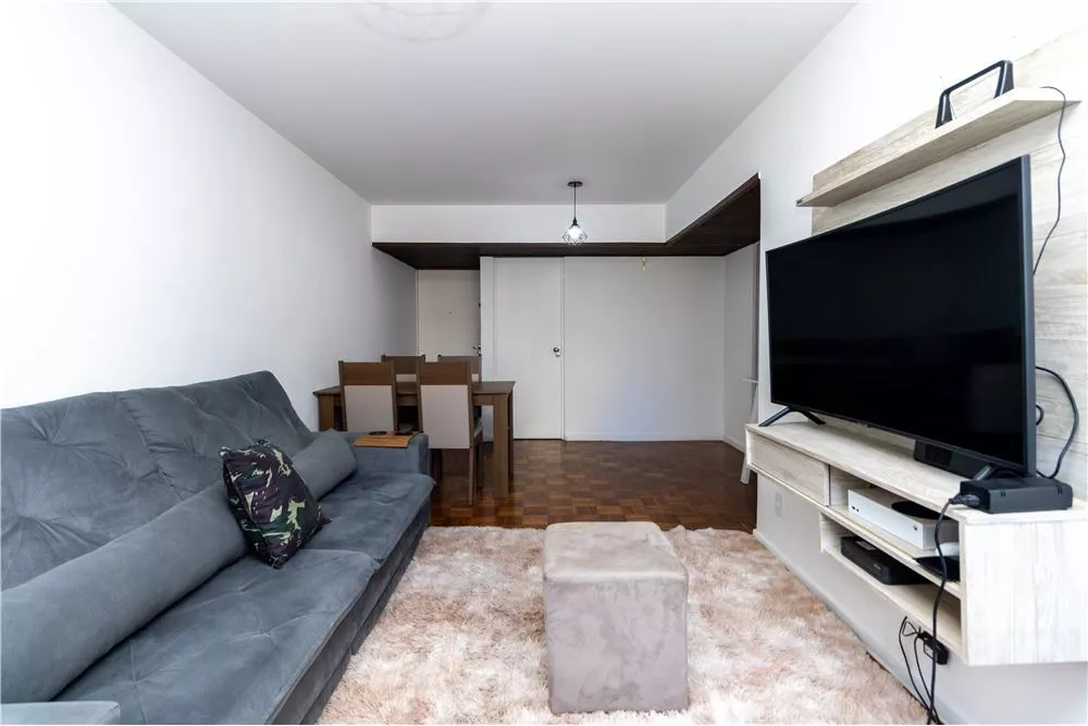 Apartamento à venda com 2 quartos, 69m² - Foto 4