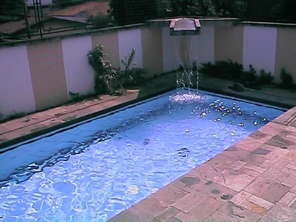 Casa, 4 quartos, 240 m² - Foto 1