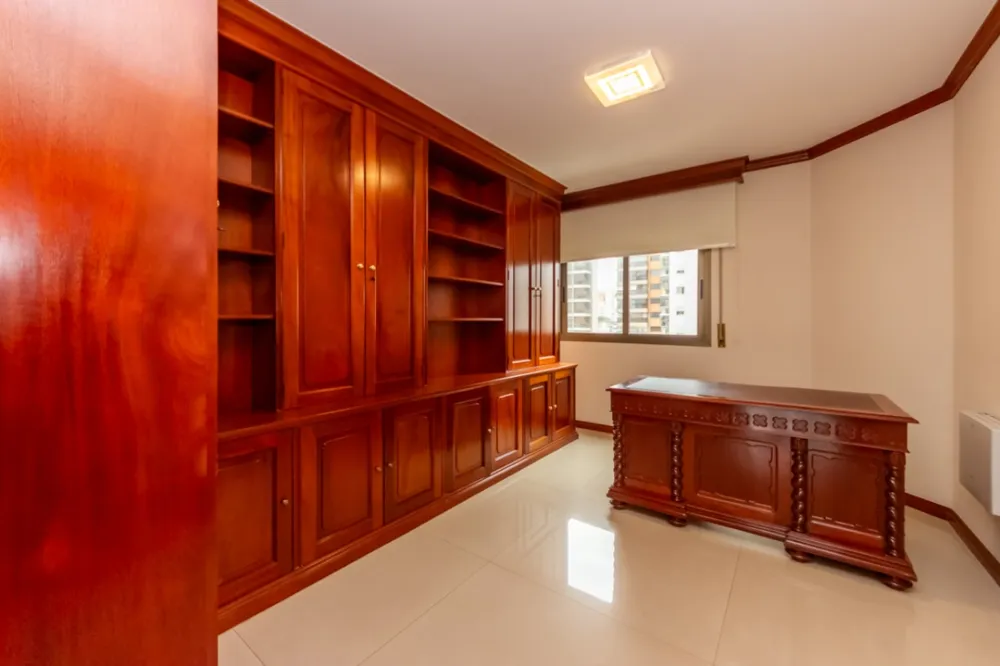 Apartamento, 3 quartos, 303 m² - Foto 8