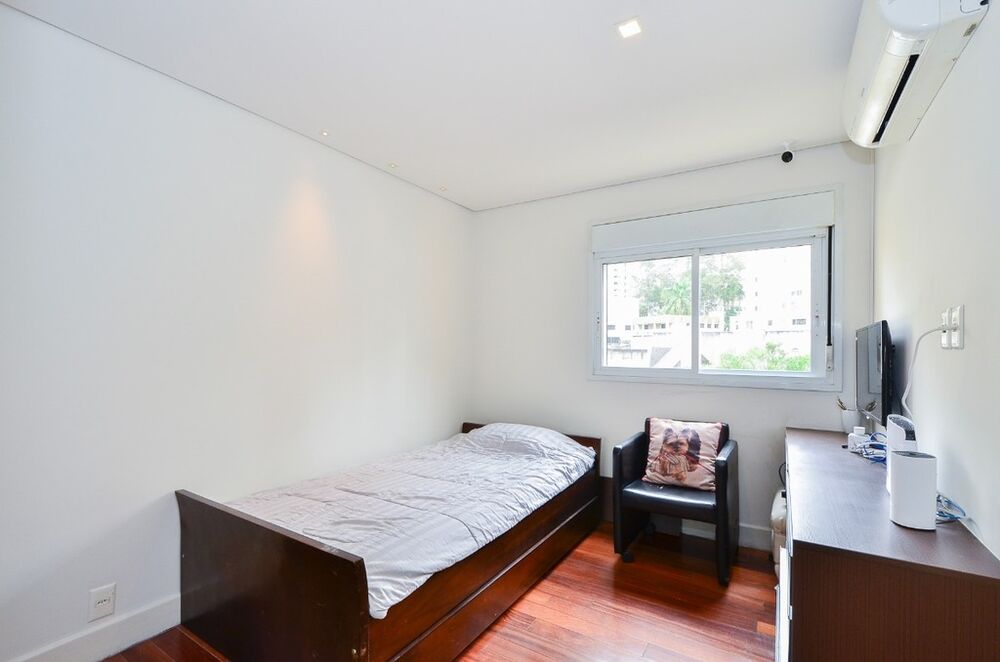 Cobertura, 3 quartos, 270 m² - Foto 2