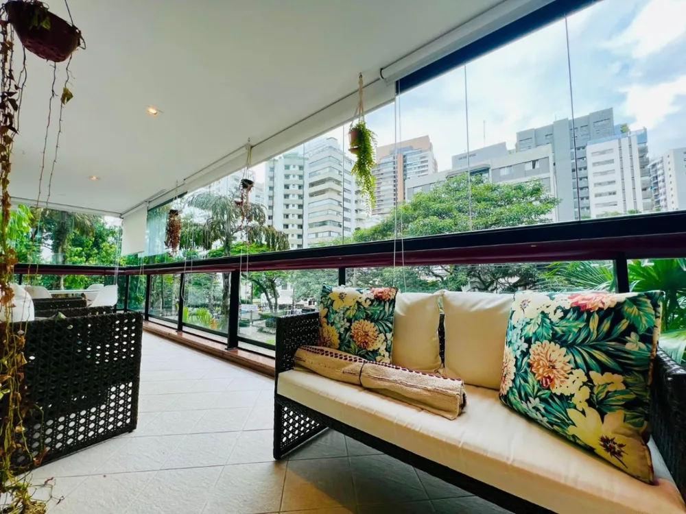 Apartamento, 4 quartos, 250 m² - Foto 1