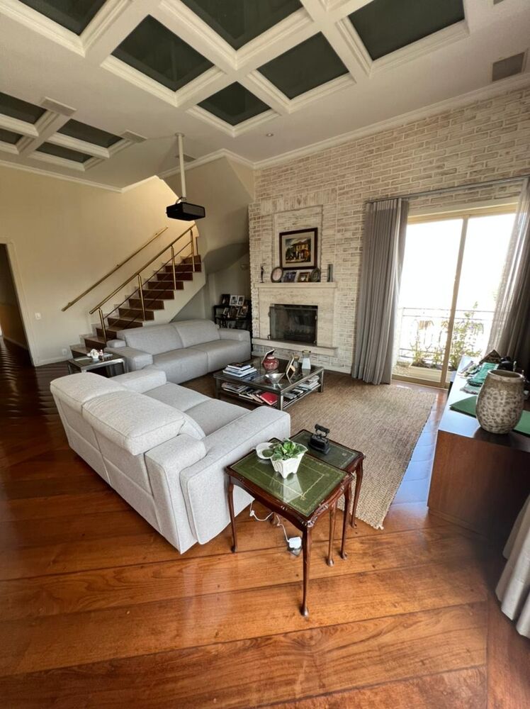 Cobertura à venda com 4 quartos, 350m² - Foto 1