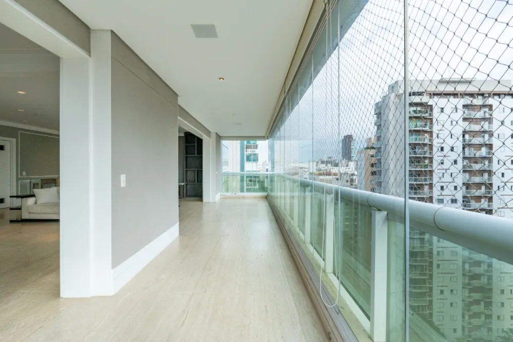Apartamento, 4 quartos, 240 m² - Foto 1