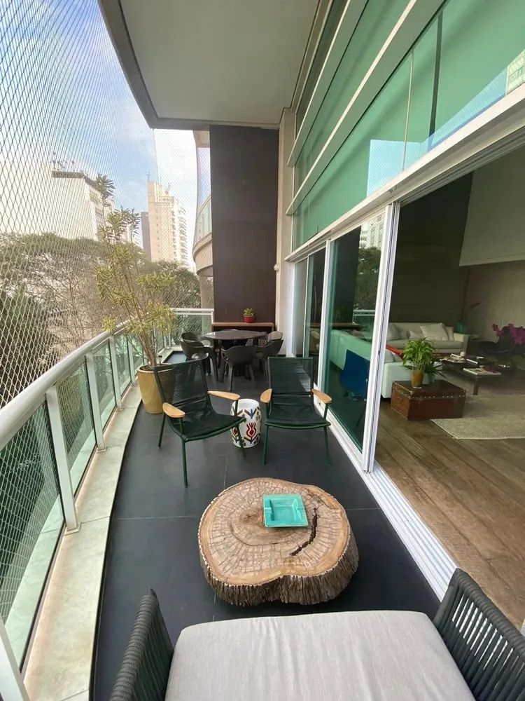 Apartamento, 4 quartos, 250 m² - Foto 3