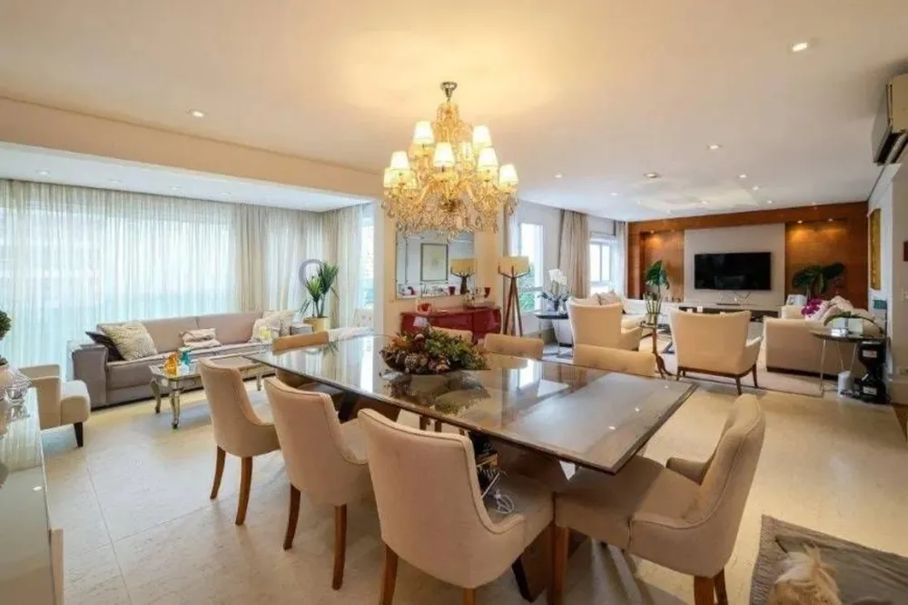 Apartamento, 3 quartos, 210 m² - Foto 1