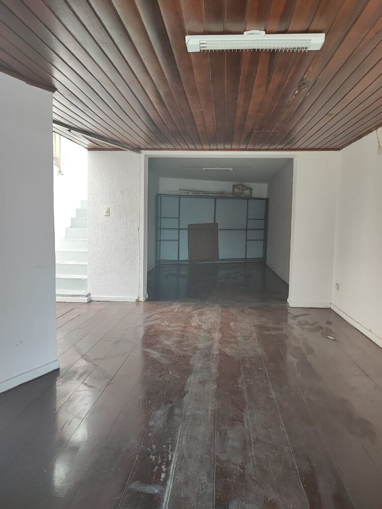 Casa à venda com 3 quartos, 300m² - Foto 5