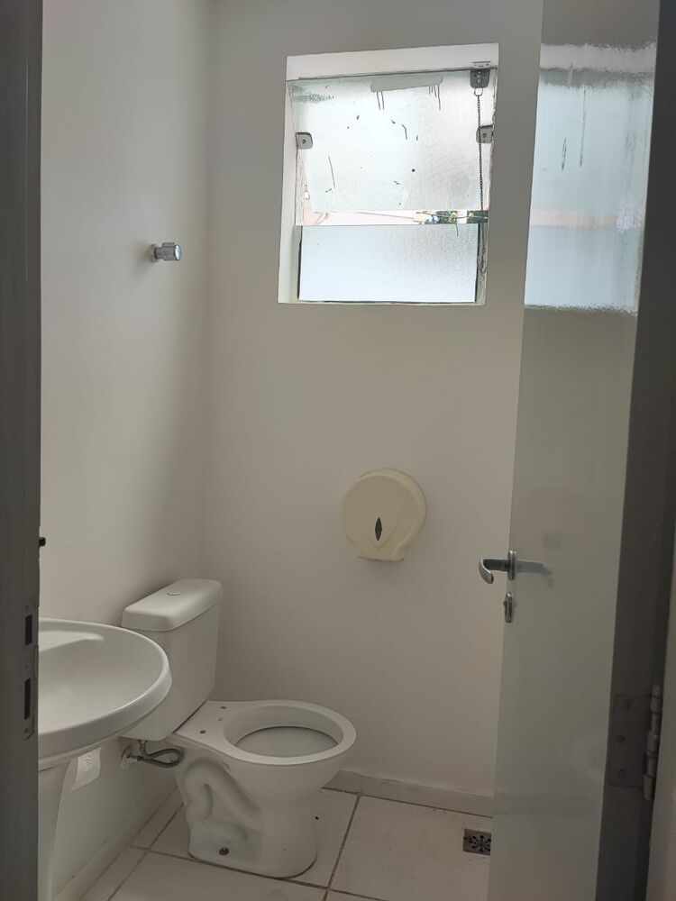 Casa à venda com 3 quartos, 300m² - Foto 8