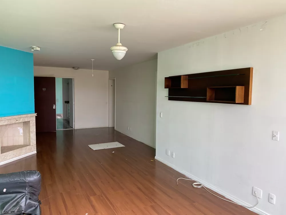 Apartamento à venda com 3 quartos, 126m² - Foto 1