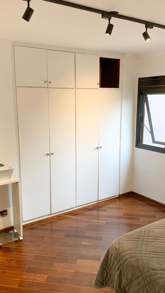 Apartamento à venda com 2 quartos, 70m² - Foto 3