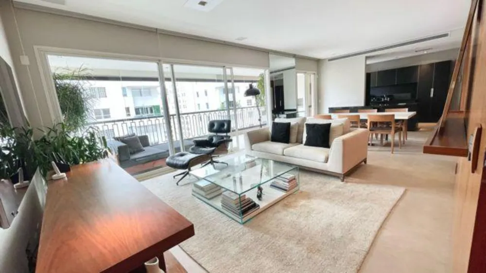 Apartamento, 3 quartos, 160 m² - Foto 1