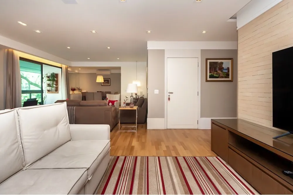 Apartamento, 4 quartos, 243 m² - Foto 2