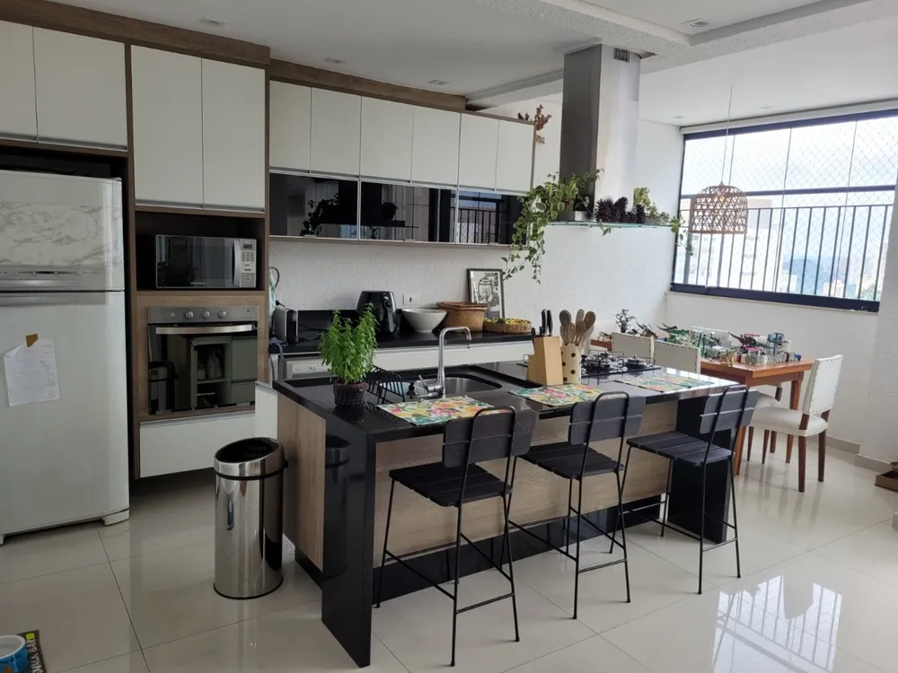 Apartamento, 3 quartos, 131 m² - Foto 2