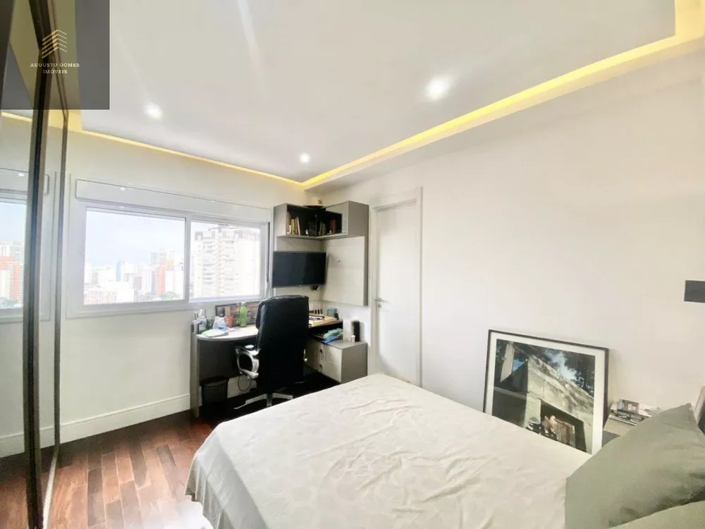 Apartamento à venda com 4 quartos, 214m² - Foto 2