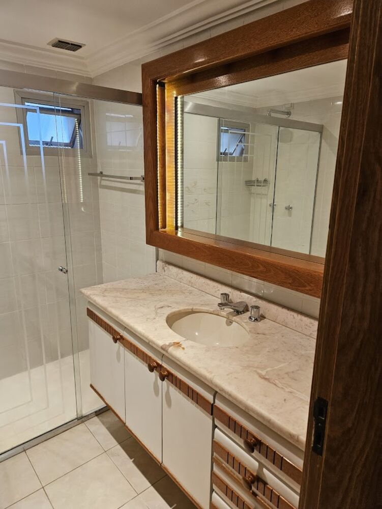 Apartamento, 3 quartos, 175 m² - Foto 2