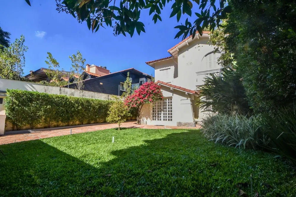 Casa, 3 quartos, 250 m² - Foto 1