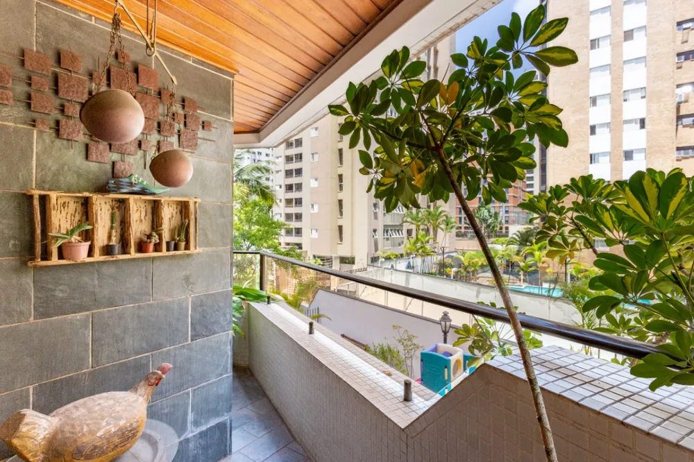 Apartamento, 3 quartos, 141 m² - Foto 1