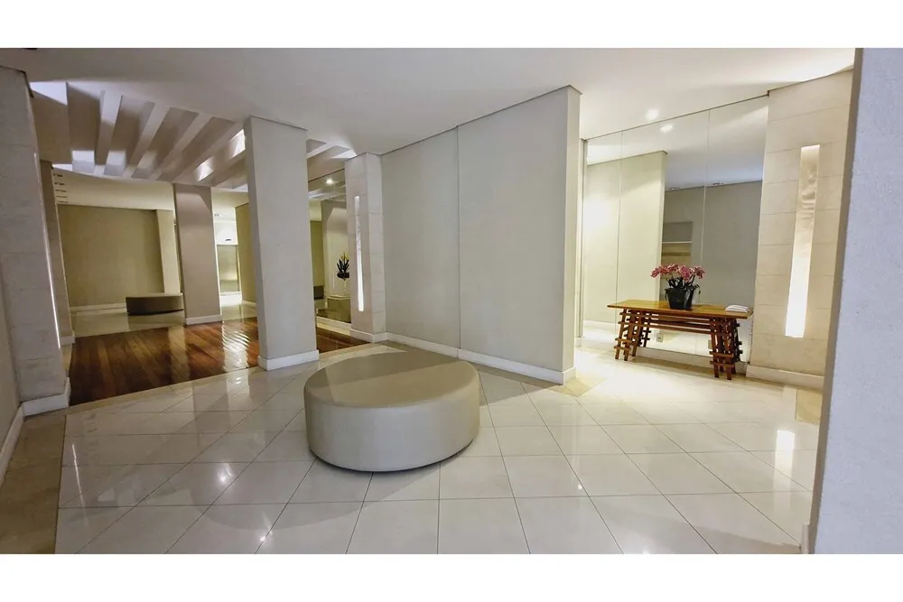 Apartamento, 3 quartos, 133 m² - Foto 2