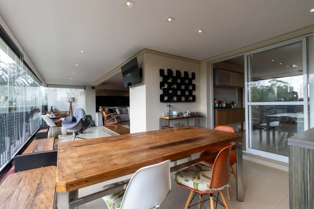Apartamento, 4 quartos, 220 m² - Foto 2