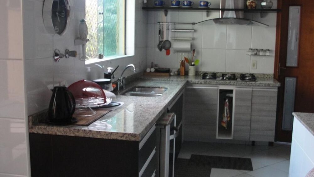 Casa, 4 quartos, 240 m² - Foto 4