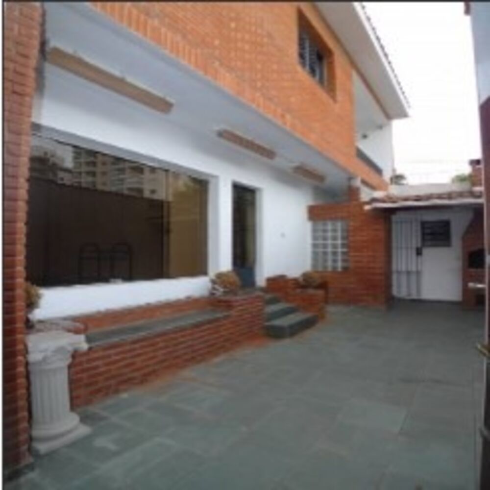 Casa, 3 quartos, 228 m² - Foto 2