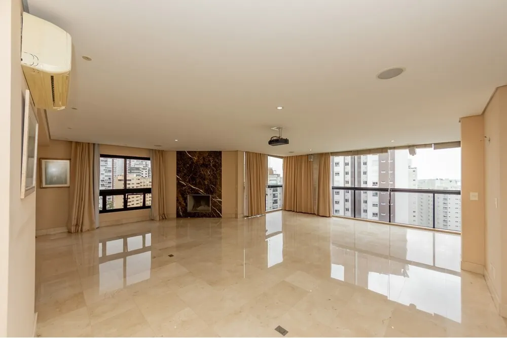 Apartamento, 4 quartos, 247 m² - Foto 1