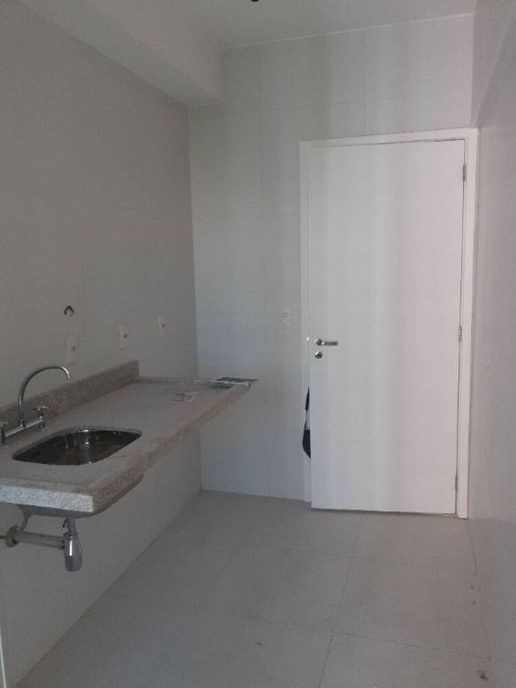 Apartamento à venda com 2 quartos, 63m² - Foto 11
