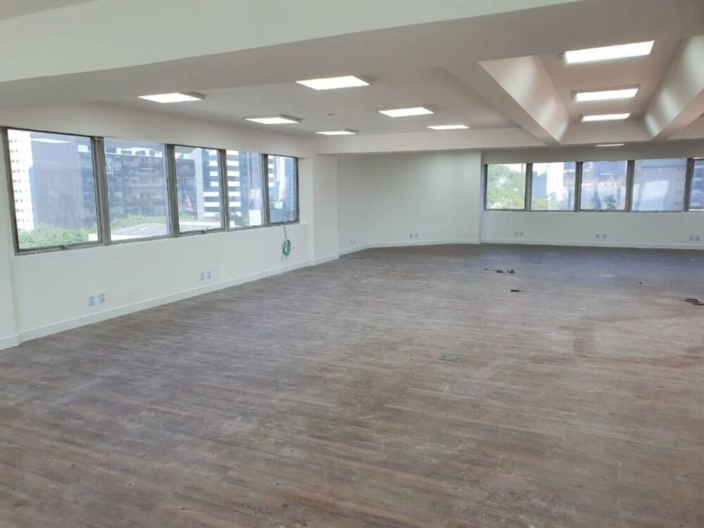 Sala-Conjunto, 204 m² - Foto 1