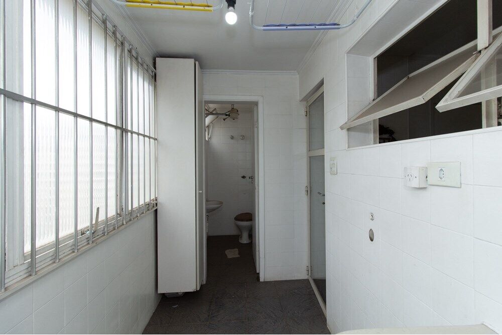 Apartamento à venda com 3 quartos, 117m² - Foto 3