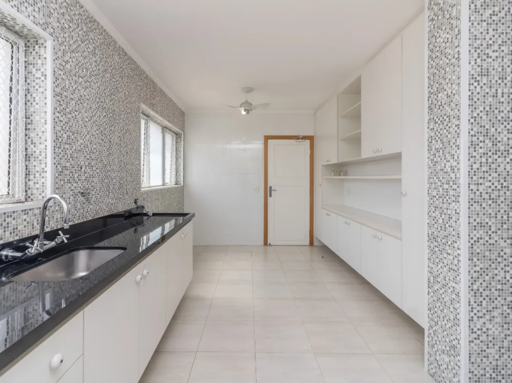 Apartamento, 3 quartos, 170 m² - Foto 1