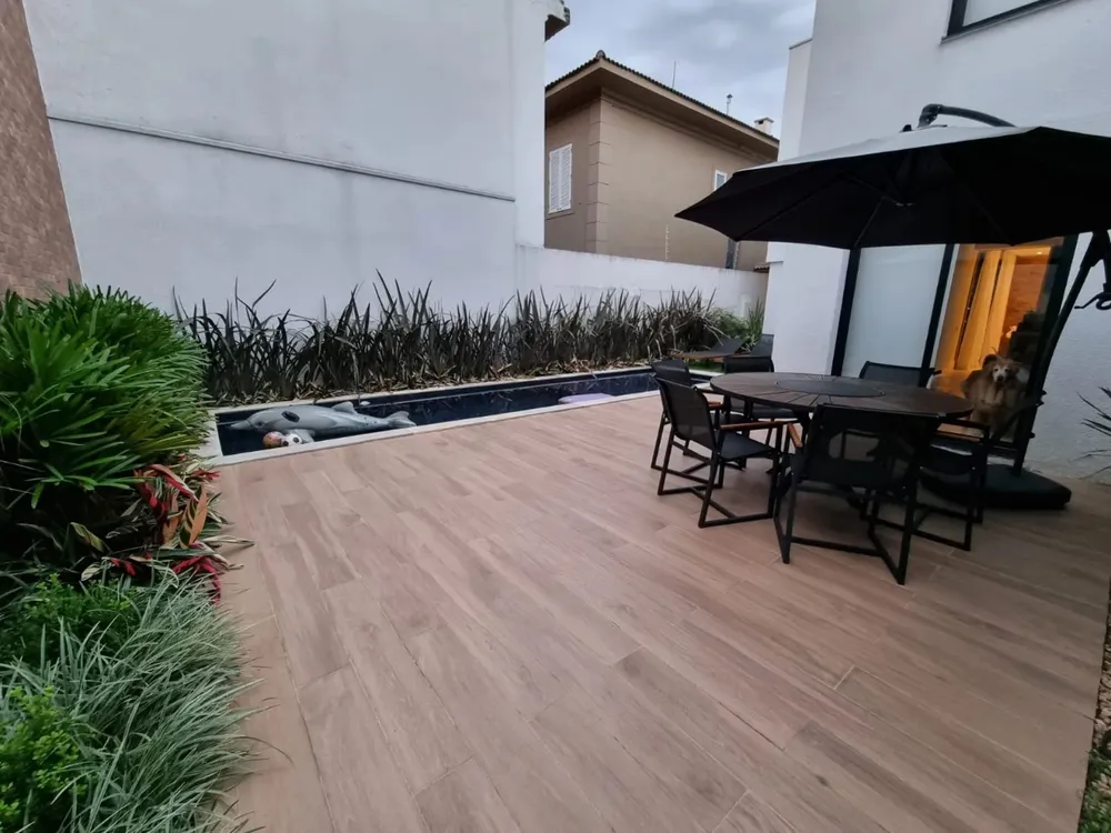 Casa, 4 quartos, 415 m² - Foto 1