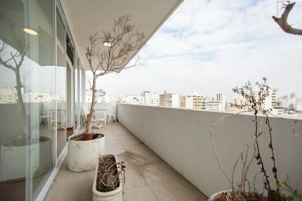 Apartamento, 3 quartos, 270 m² - Foto 1