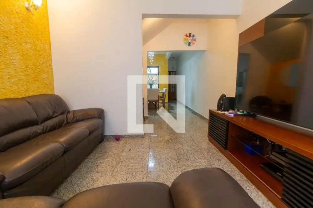 Casa, 3 quartos, 216 m² - Foto 4