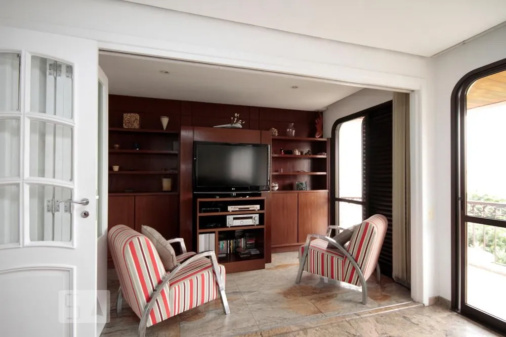 Apartamento, 3 quartos, 200 m² - Foto 2