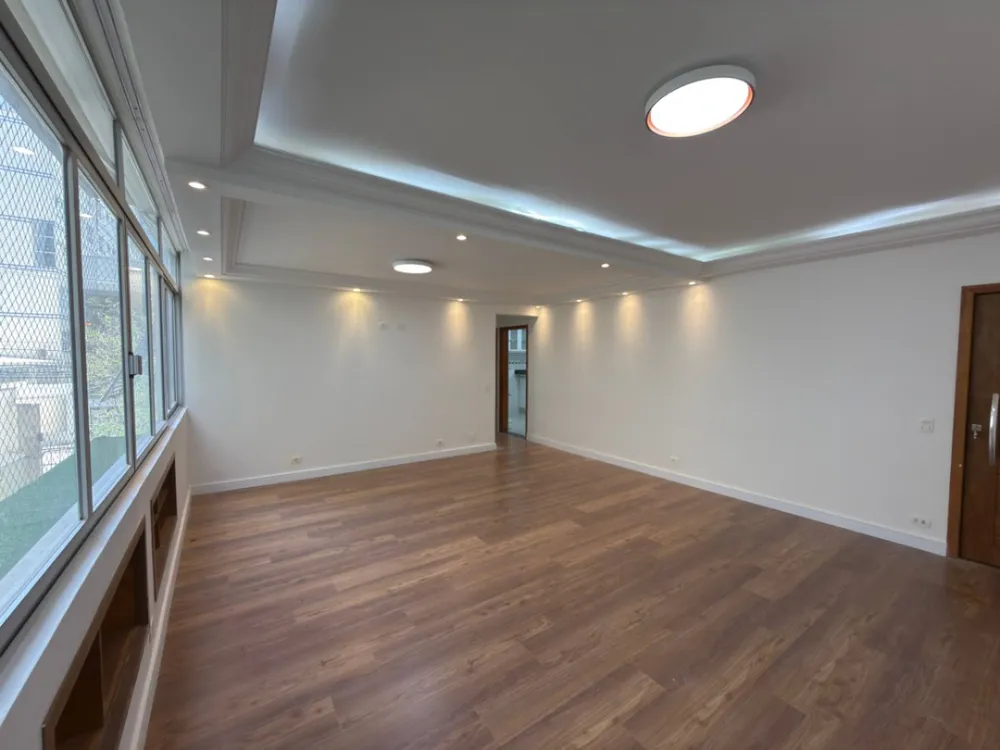 Apartamento, 3 quartos, 140 m² - Foto 1