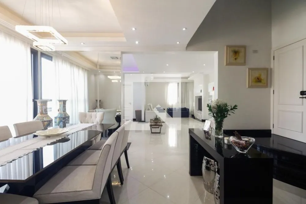 Apartamento, 3 quartos, 200 m² - Foto 2
