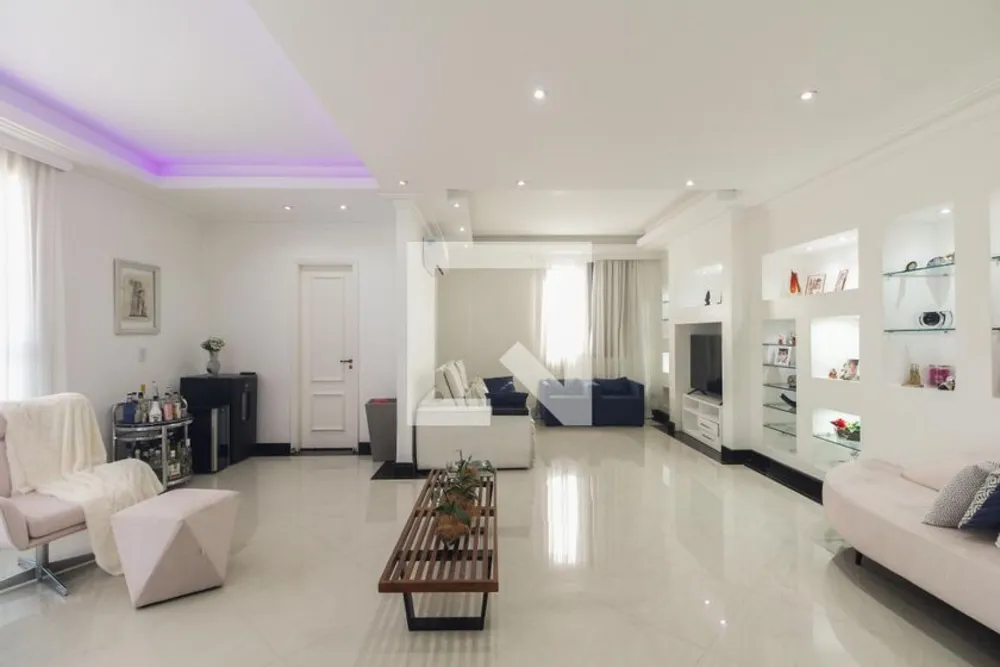 Apartamento, 3 quartos, 200 m² - Foto 1