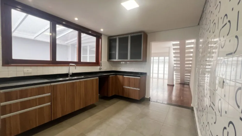Casa, 3 quartos, 240 m² - Foto 5