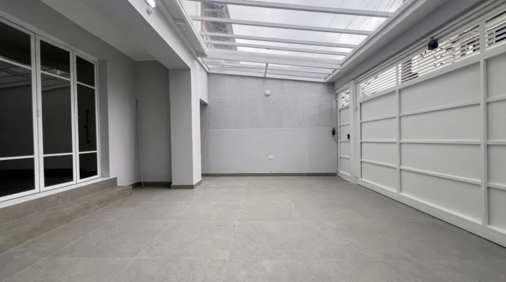 Casa, 3 quartos, 240 m² - Foto 1