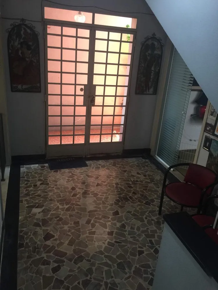 Casa, 3 quartos, 320 m² - Foto 1