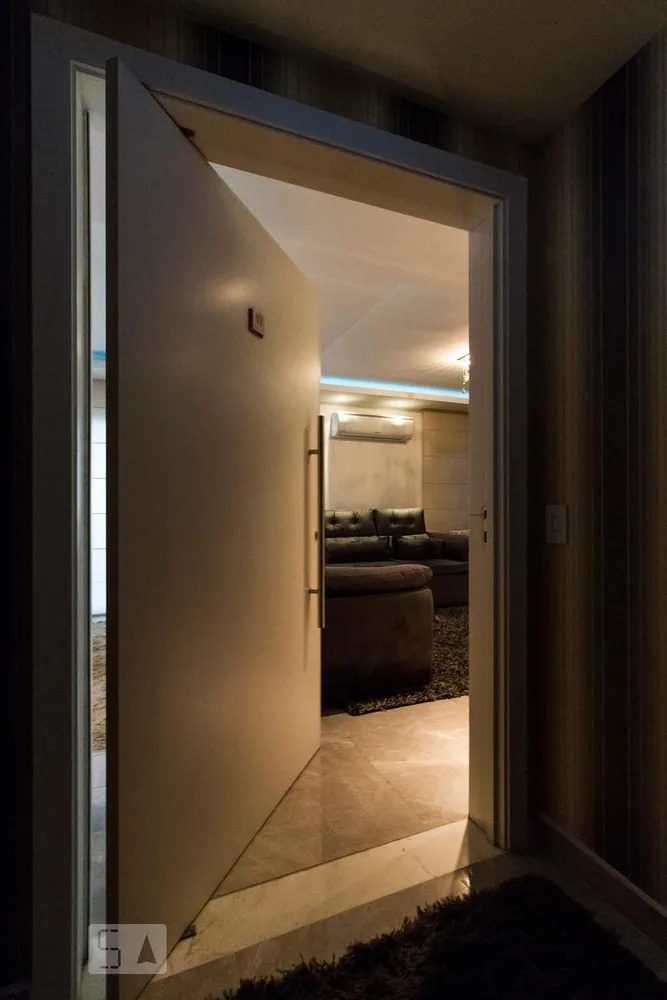 Apartamento, 3 quartos, 182 m² - Foto 2