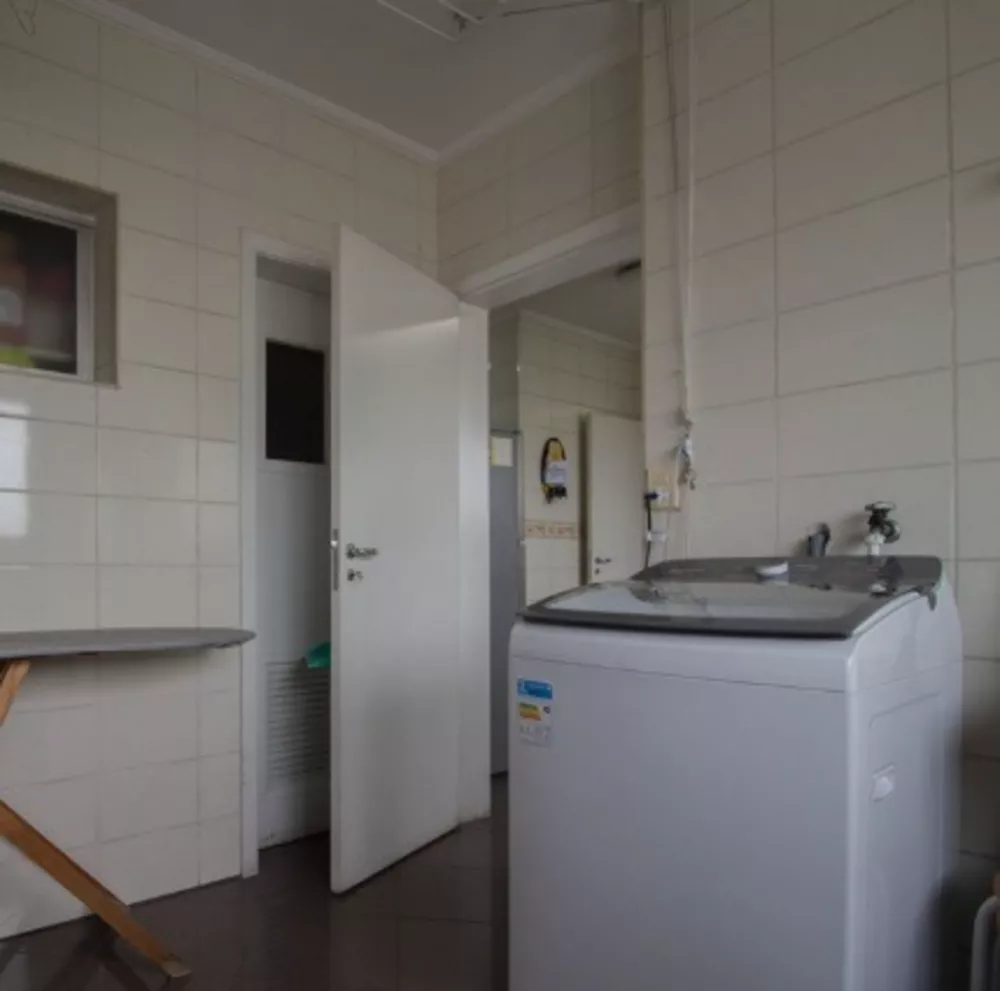 Apartamento à venda com 4 quartos, 240m² - Foto 3