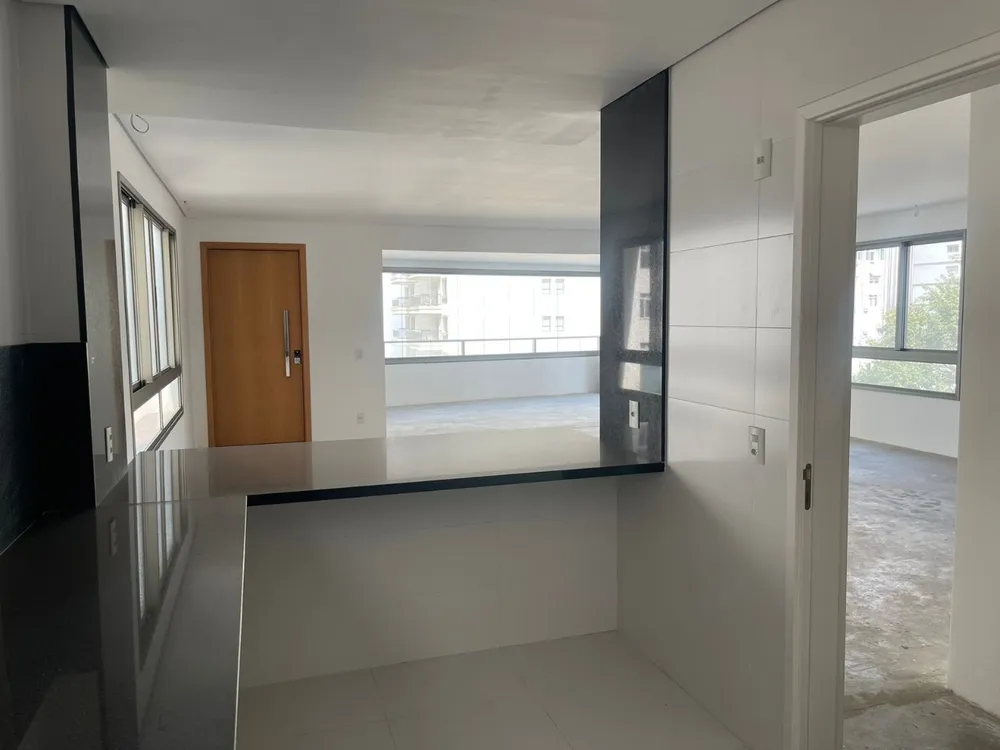 Apartamento, 3 quartos, 200 m² - Foto 2