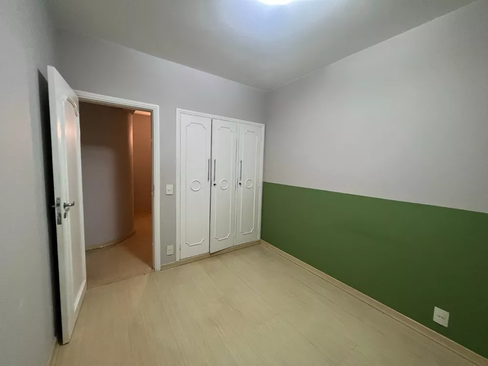 Apartamento à venda com 2 quartos, 75m² - Foto 3