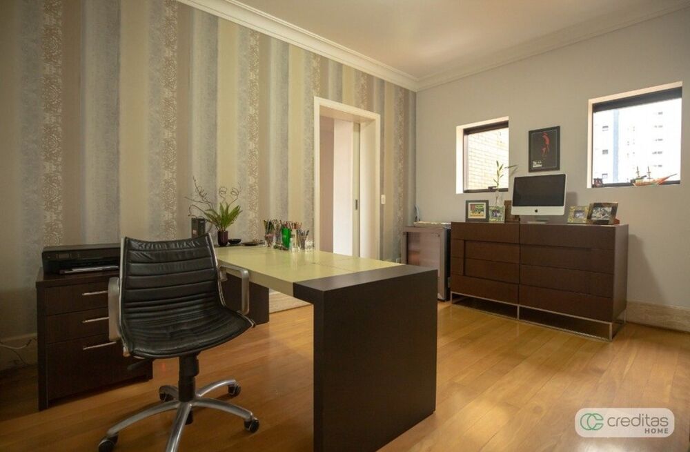 Apartamento, 3 quartos, 250 m² - Foto 1
