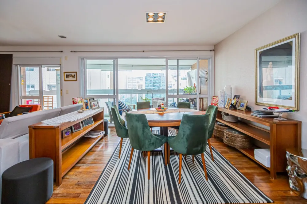Apartamento, 3 quartos, 130 m² - Foto 1