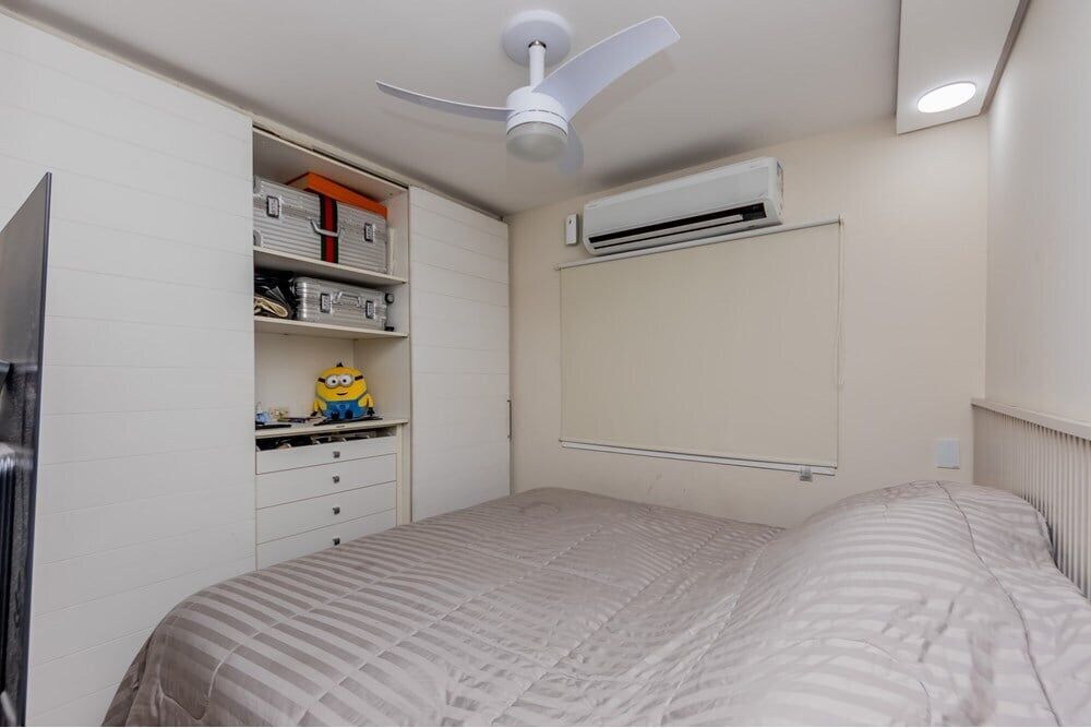 Apartamento à venda com 2 quartos, 66m² - Foto 2